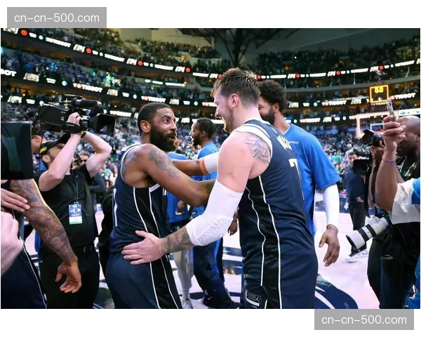 深度专访:基德谈独行侠防守进化:沟通与轮转是关键。